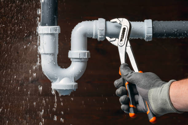 Professional Leak Detection technician working in Harrisonville, MO